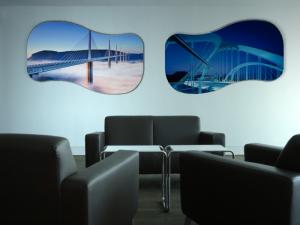 TS10-4802 SEG Wall Frame